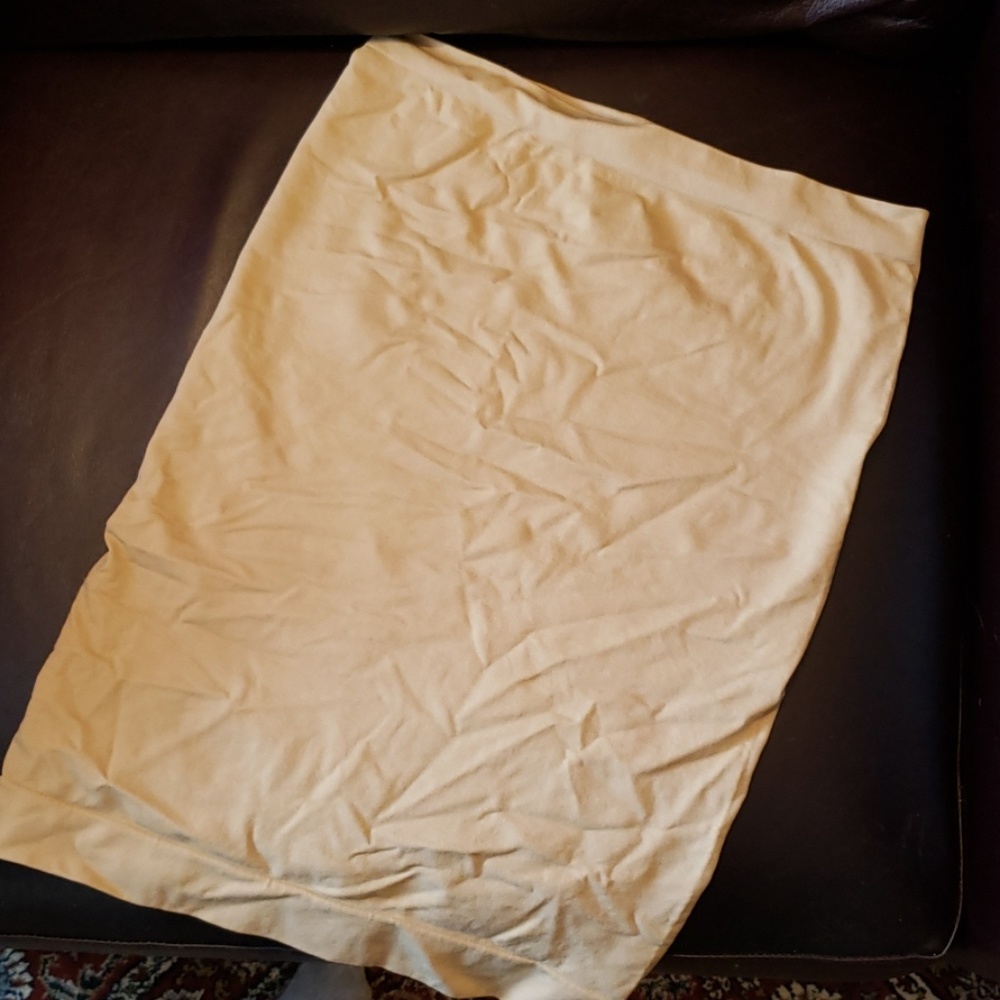 Body shaping slip NWOT